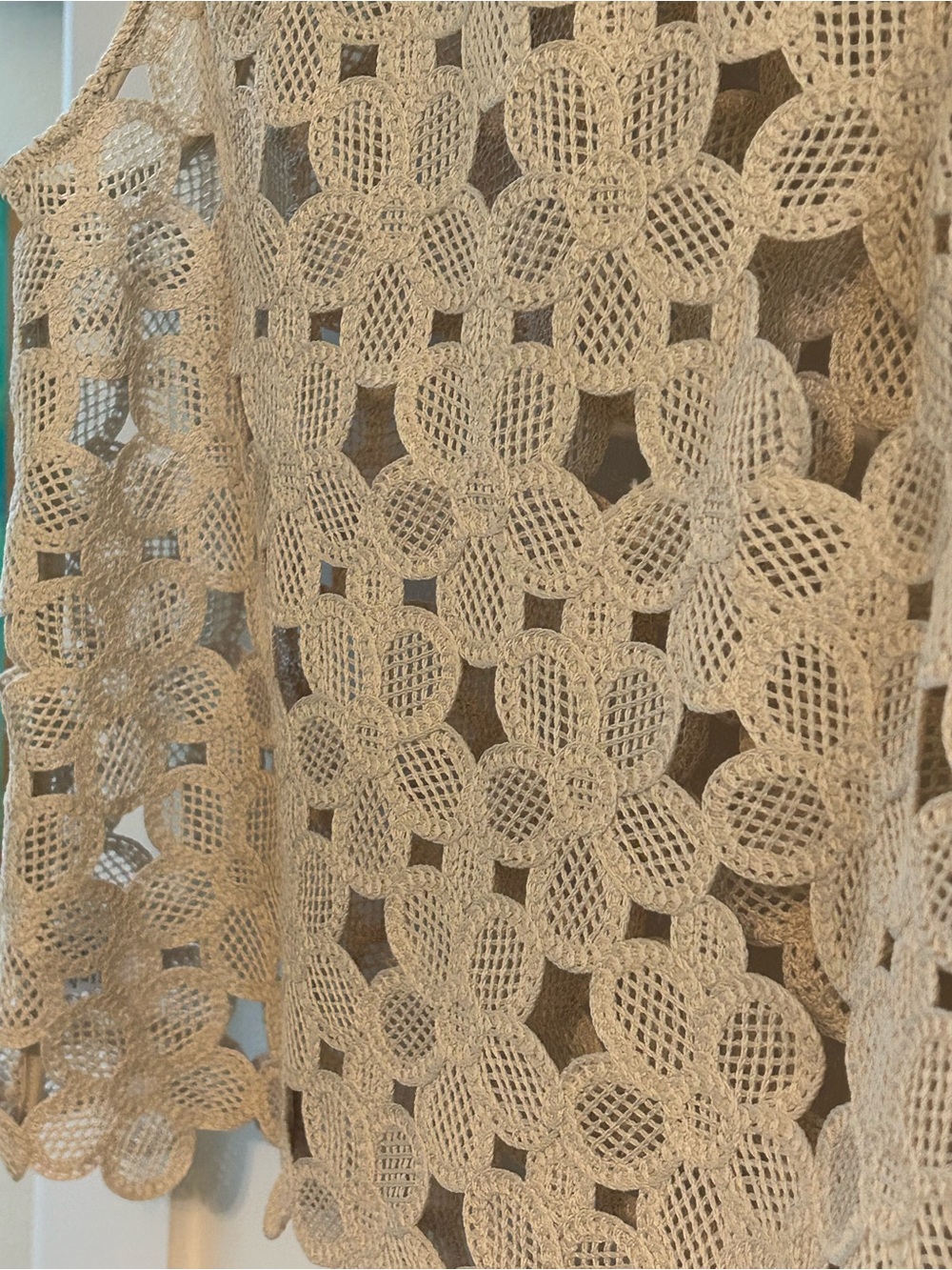 LOFT Cream Crochet Floral Sleeveless Camisole - Picture 2 of 6